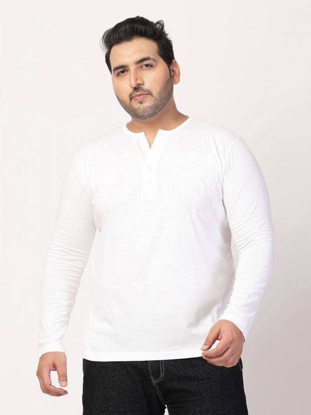PLUSS Men Solid Round Neck Pure Cotton White T-Shirt