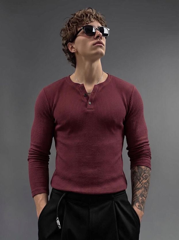 RABLY Men Maroon Henley Neck T-Shirt - Image 5