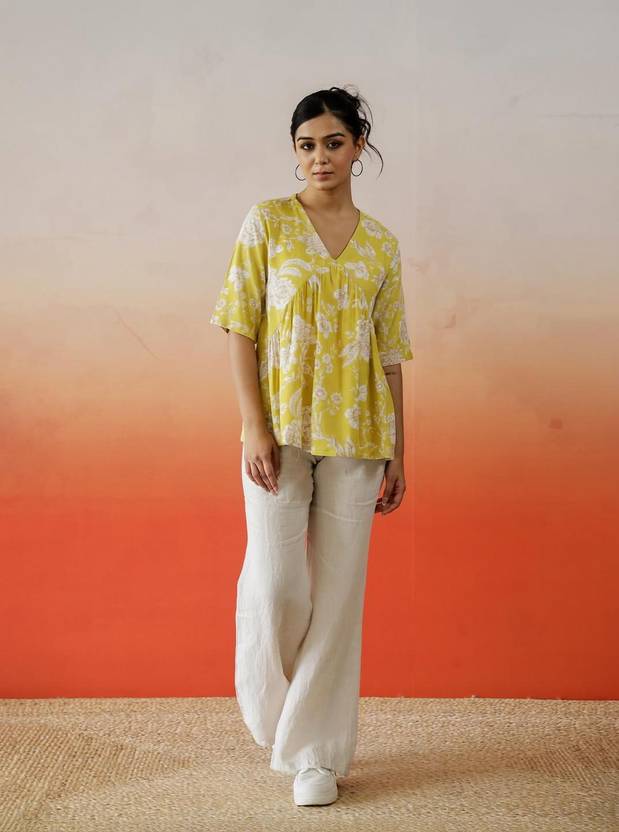 Sanskrutihomes Casual Floral Print Women Yellow Top