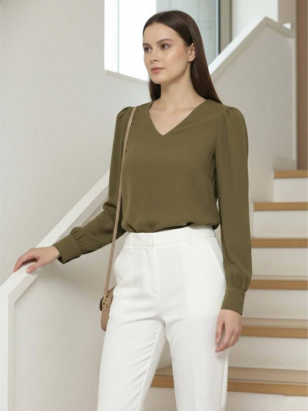 Vida Loca Casual Regular Sleeves Solid Women Green Top