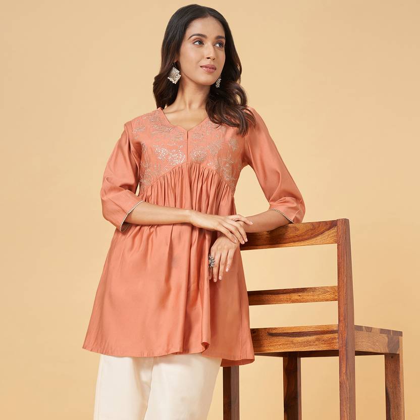 Rangmanch by Pantaloons Casual Regular Sleeves Solid Women Pink Top