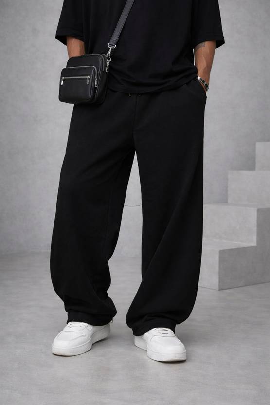 HUSTLEWELL Men Loose Fit Black Cotton Blend Trousers