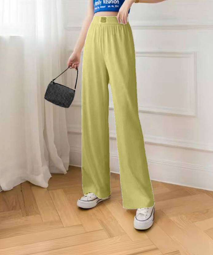 BLUELOCK Women Comfort Fit Green Cotton Blend Trousers