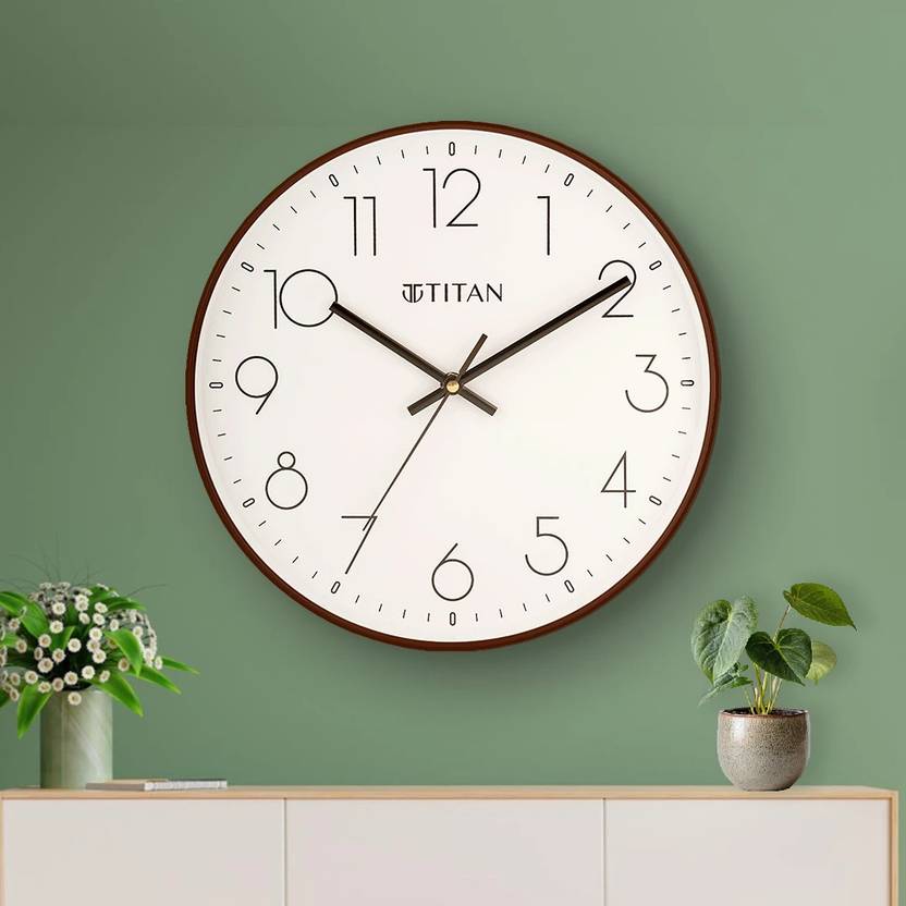 Titan Analog 30.5 cm X 30.5 cm Wall Clock