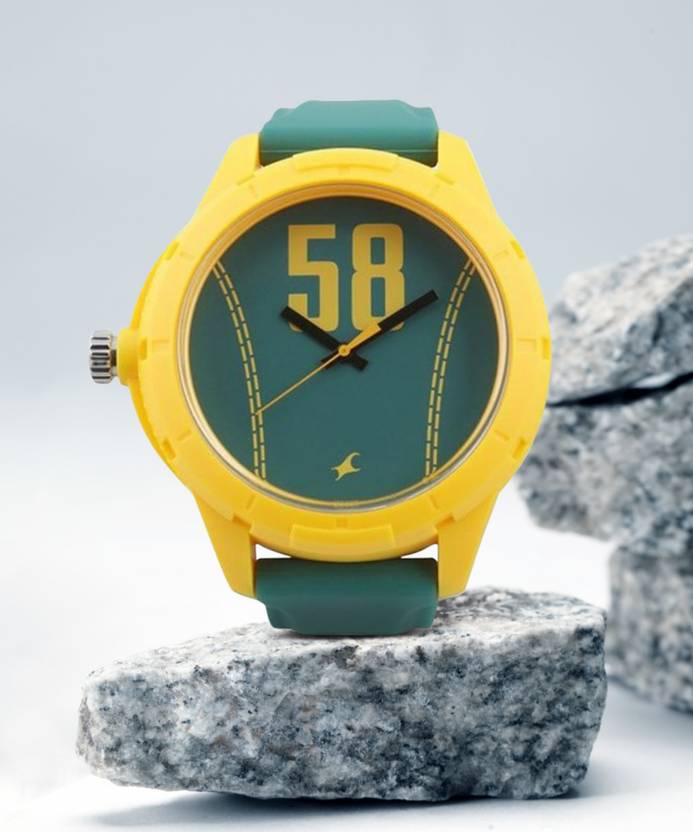 Fastrack tees 2024 analog watch