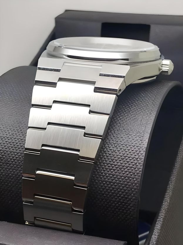 Americanviber Analog Watch - Men DRM00111 - Image 4