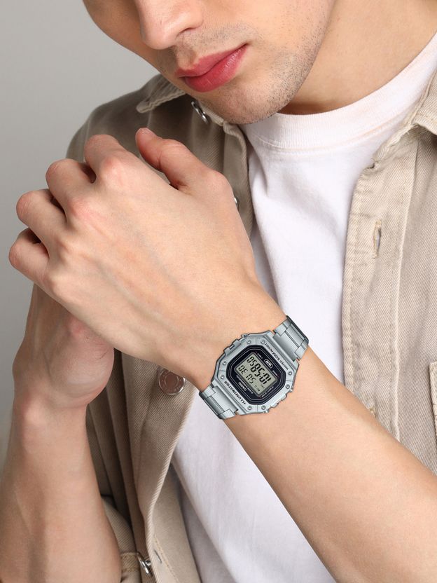 CASIO Youth Digital Watch D227 (W-218HD-1AVDF) - Image 6