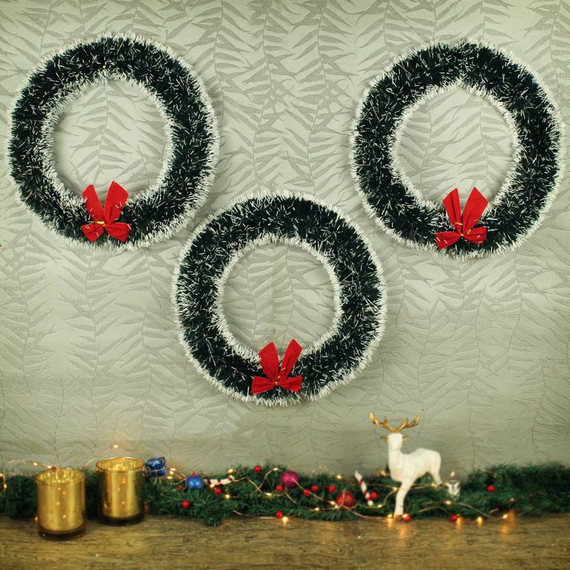 TIED RIBBONS Christmas Wreath