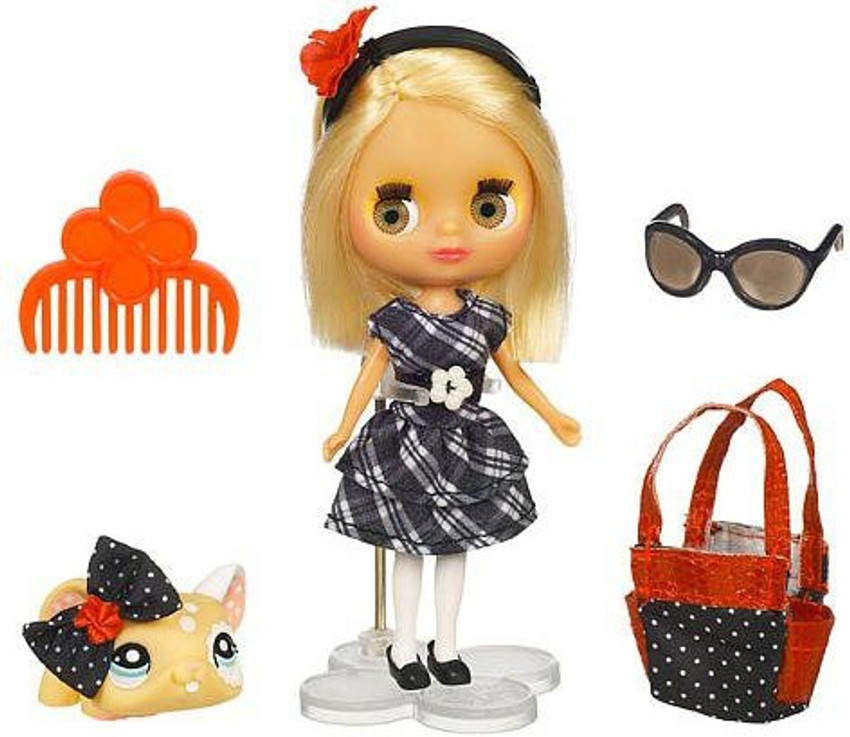Littlest pet outlet shop blythe doll