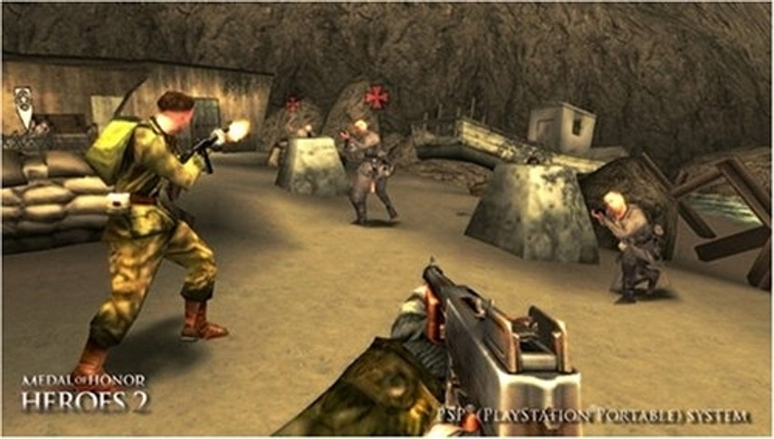 Medal of Honor Heroes Platinum PSP - Compra jogos online na