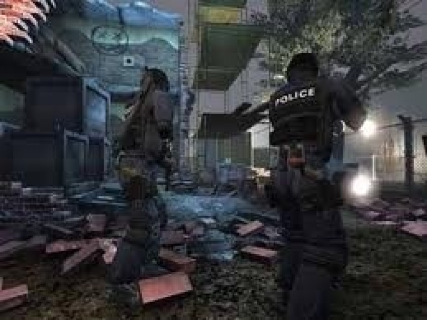 SWAT 4 (Gold Edition) Price in India - Buy SWAT 4 (Gold Edition 