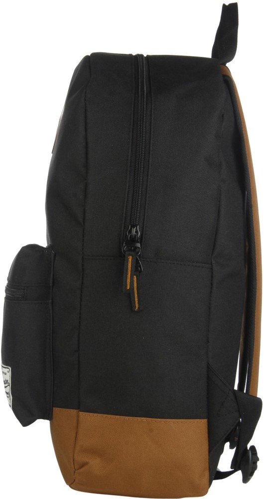 Single pocket outlet backpack