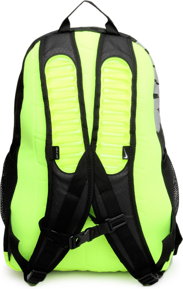 Update more than 157 nike max air bags flipkart latest 3tdesign.edu.vn