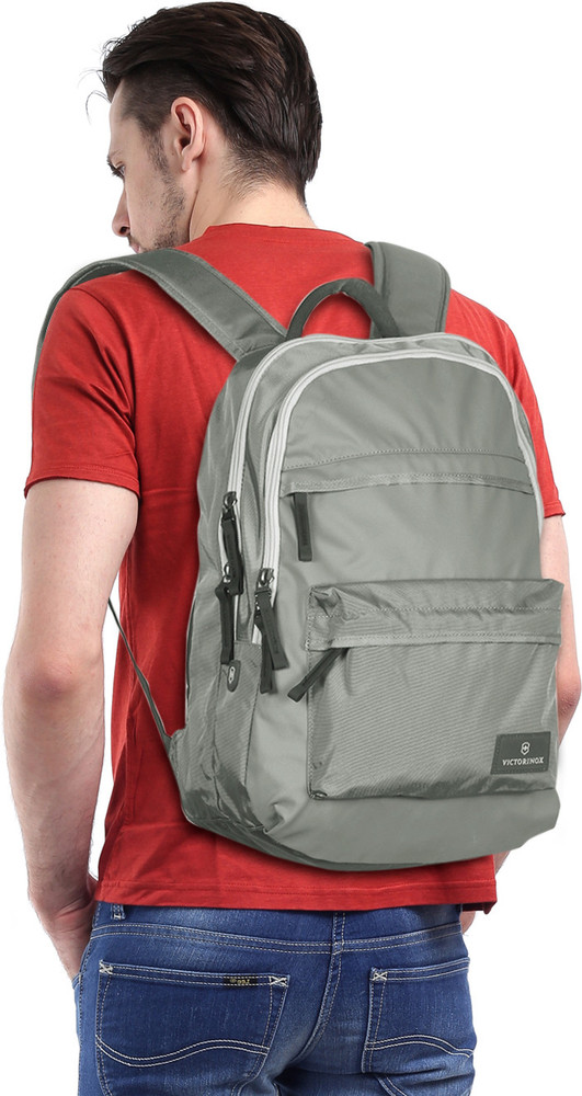 Victorinox online standard backpack