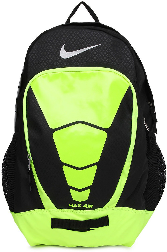 Details 161+ nike college bags for men kidsdream.edu.vn