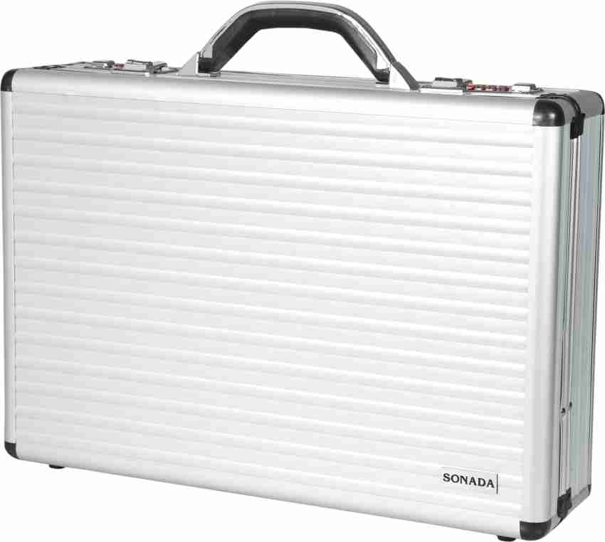 briefcase flipkart