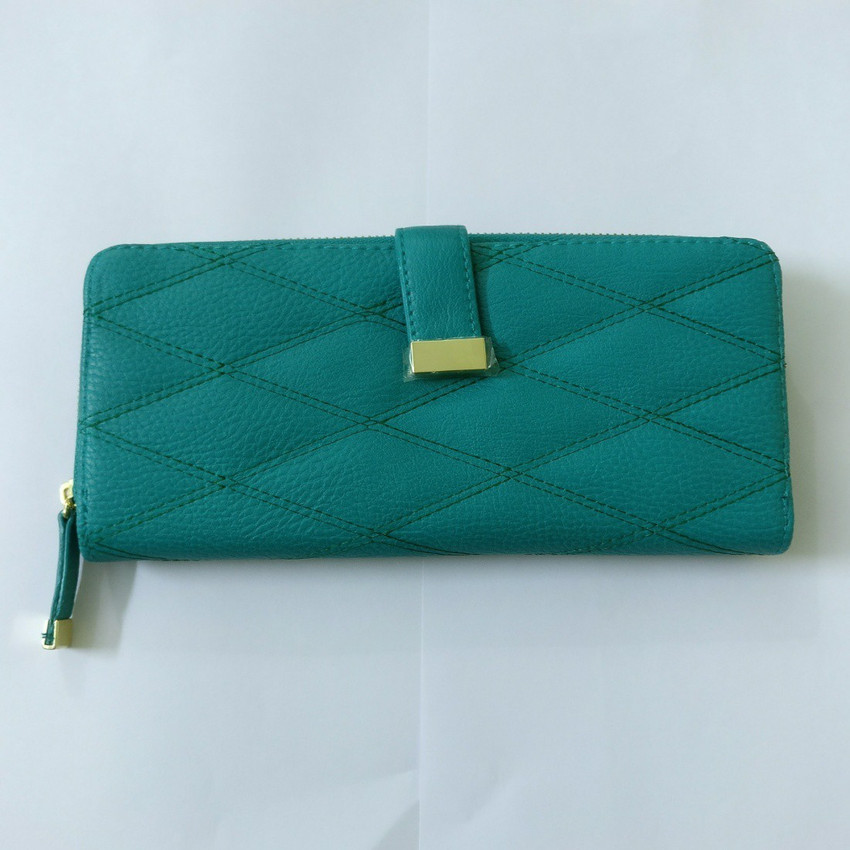Oriflame clutches hotsell with price