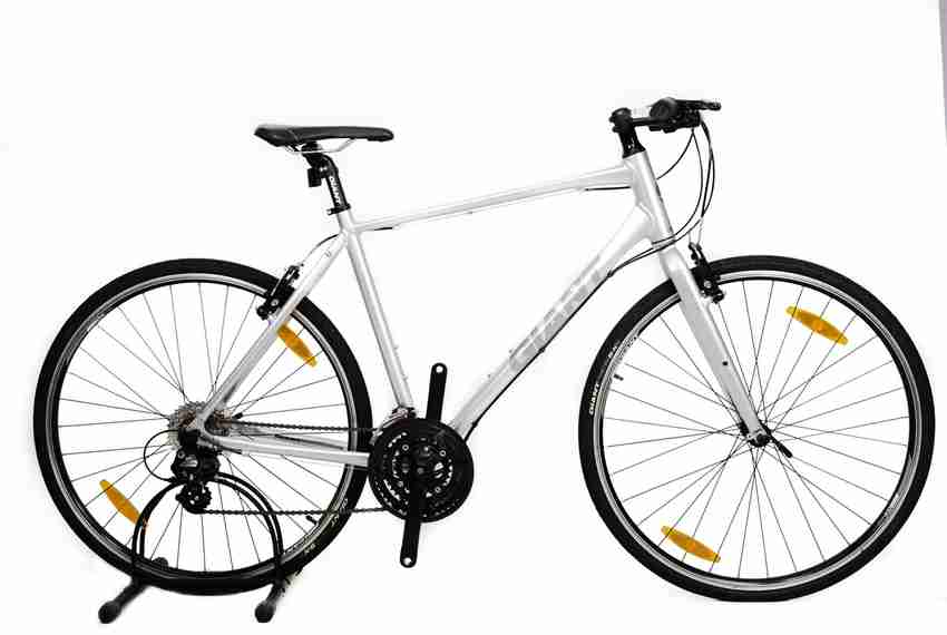 Giant escape ladies hybrid bike best sale