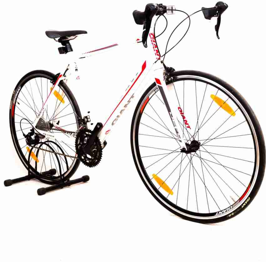 GIANT Defy3 28 T Road Cycle Price in India - Buy GIANT Defy3 28 T