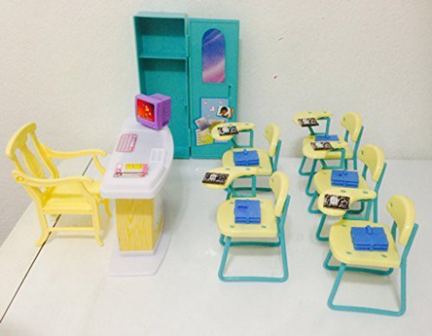 GLORIA Size Dollhouse Furniture Classroom Play Set Size