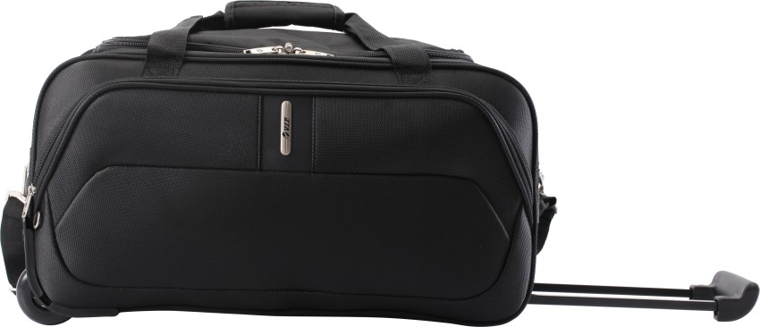 Vip duffle best sale bags flipkart