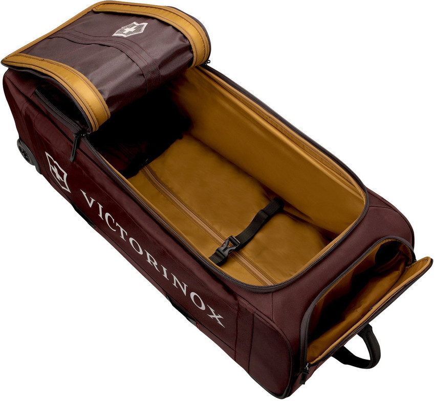 Victorinox rolling 2025 duffel