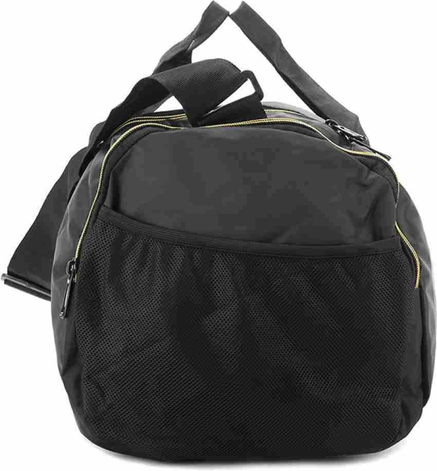 Converse 20 inch/50 cm OPP027 Duffel Without Wheels Black and Yellow - Price India |