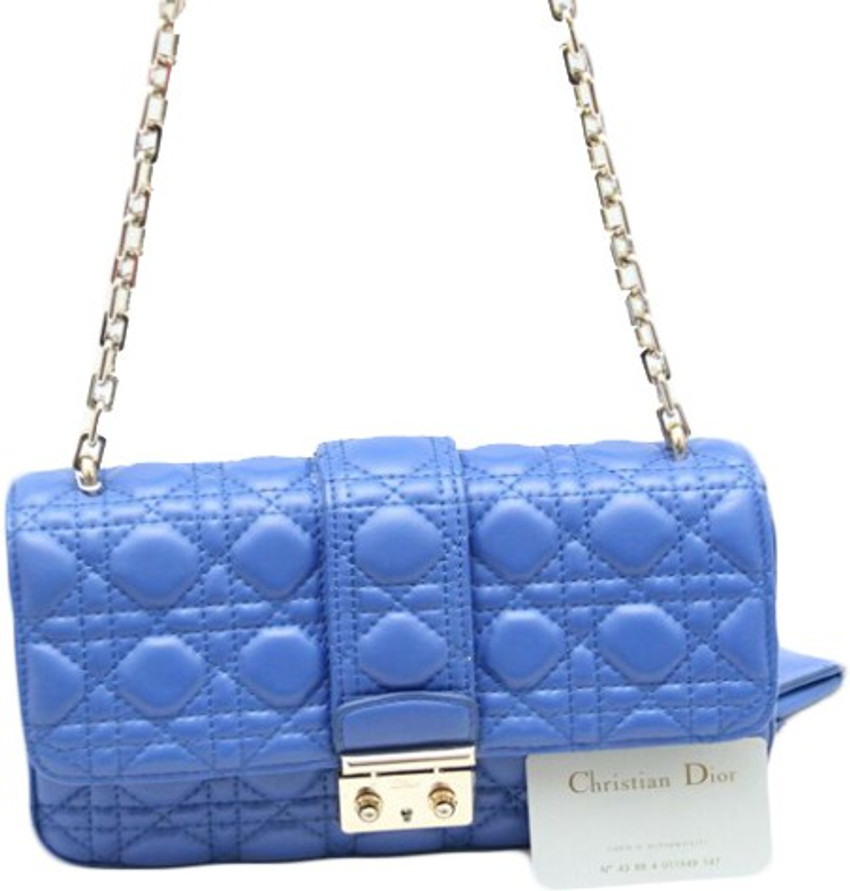 Dior sling bag price in india hotsell