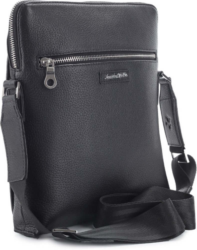 Buy temerity Men's Crossbody Bags Men's USB Chest Bag Designer Messenger Bag  PU Leather Shoulder Bags Diagonal Package Back Pack Travel (Brown) at  Amazon.in