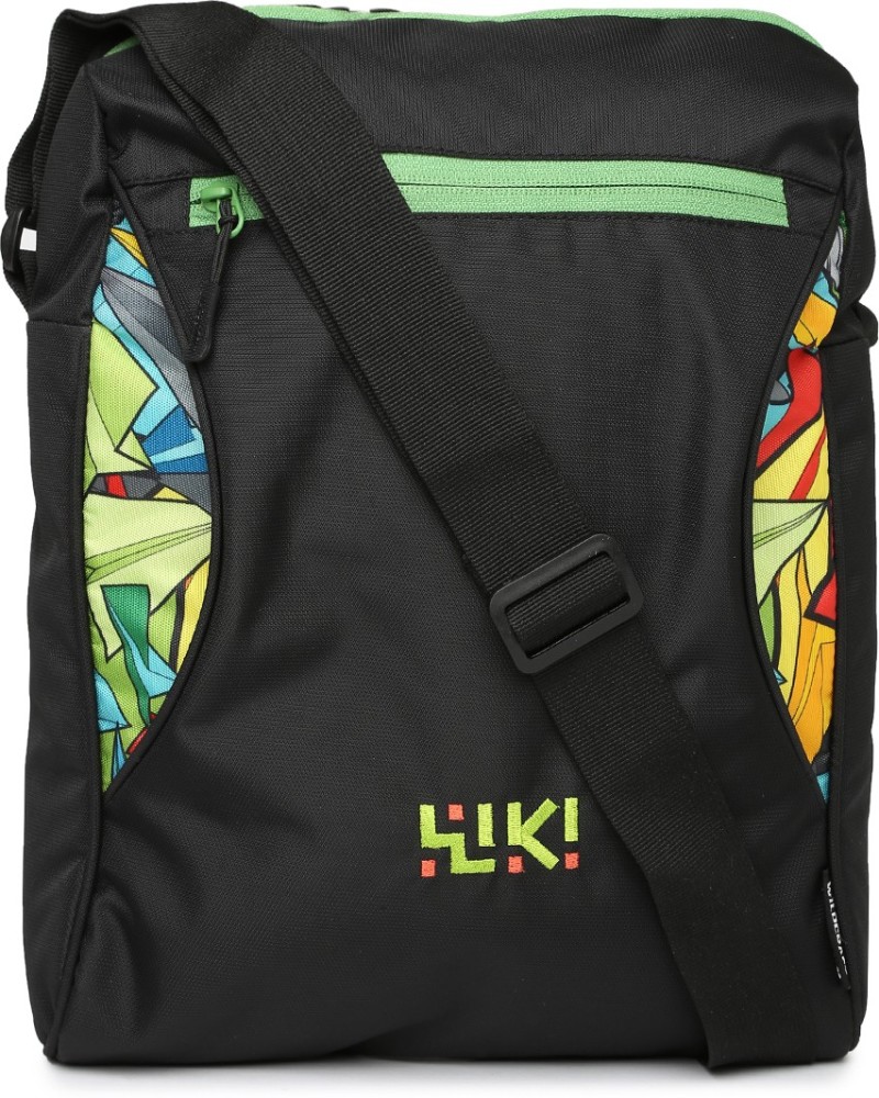 Wildcraft sling sale bags flipkart