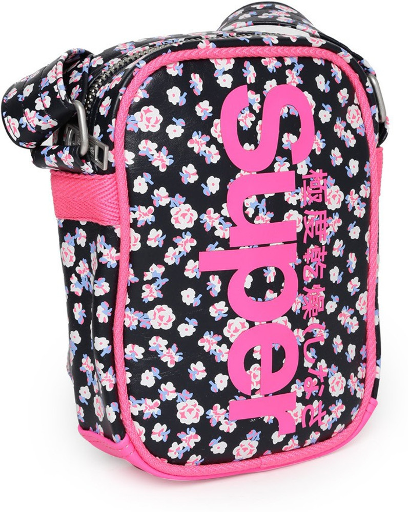 Details 159+ superdry crossbody bag super hot kidsdream.edu.vn