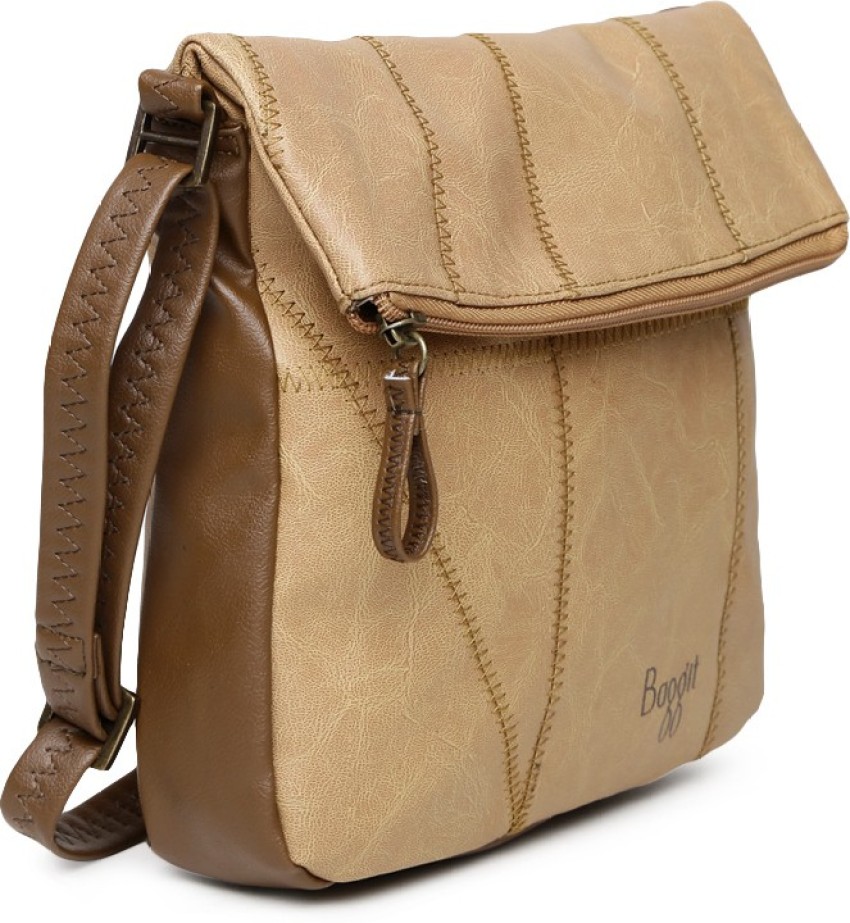 Baggit sling store bags snapdeal