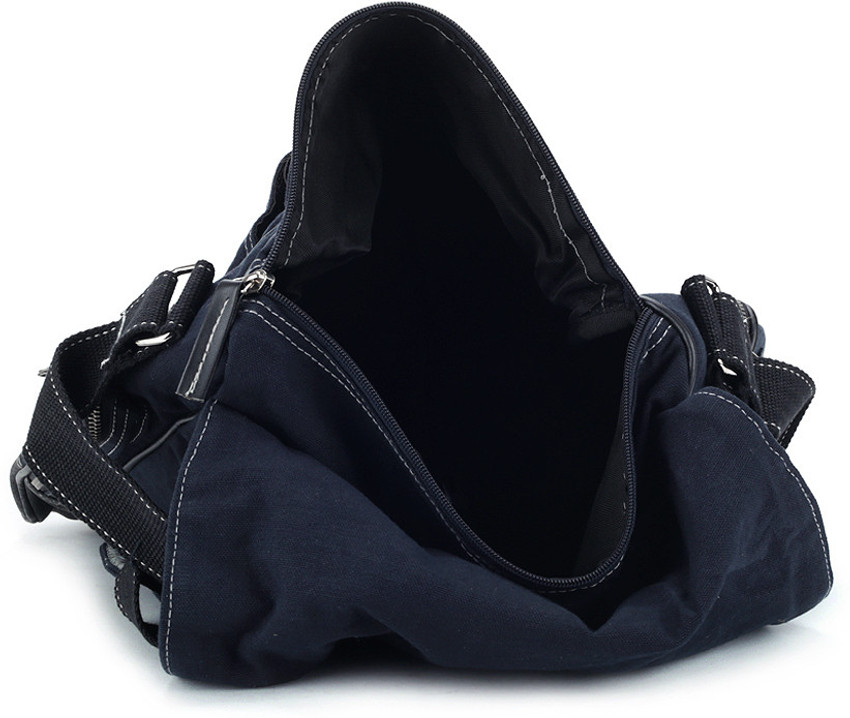 Details 87+ pepe jeans bags esthdonghoadian