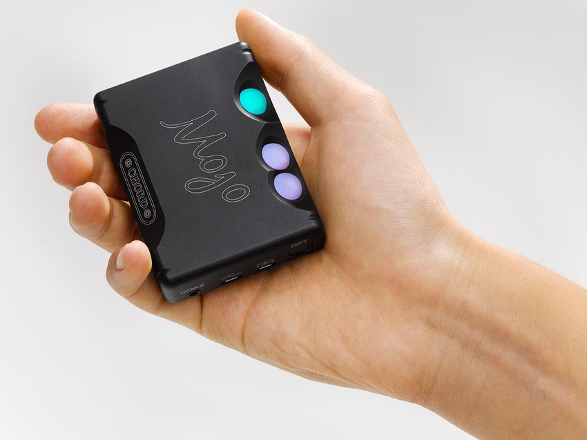 Chord Mojo Desktop DAC Convertor Headphone Amplifier Price in India Buy Chord Mojo Desktop DAC Convertor Headphone Amplifier online at Flipkart