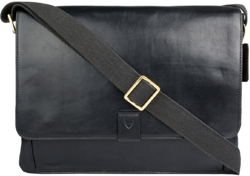 Buy Black Aiden 01 Messenger Bag Online - Hidesign