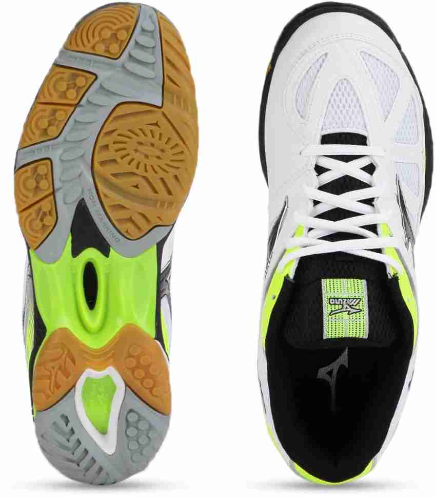 Mizuno wave hurricane 2 2025 2017