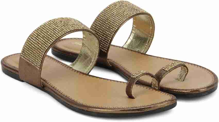 Bata toe deals ring sandals