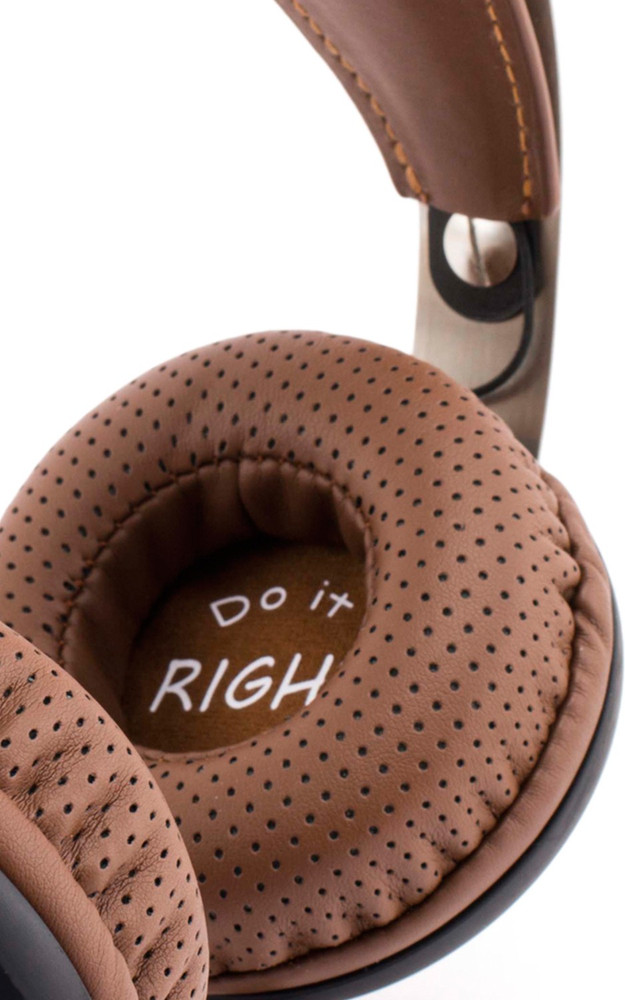 Boat wireless online headphones under 800