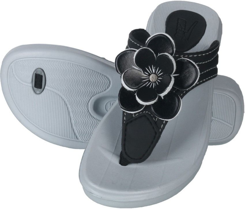 Black flower flip online flops