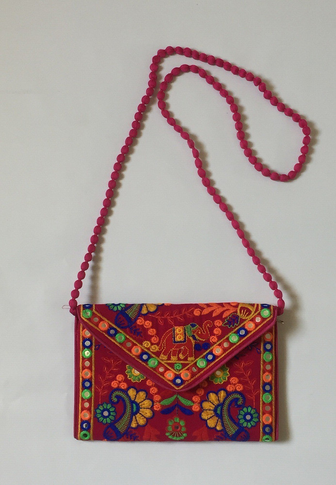 Traditional sling 2025 bags