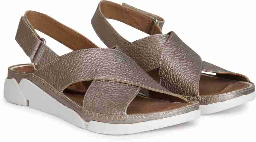 Clarks tri hot sale alexia metallic