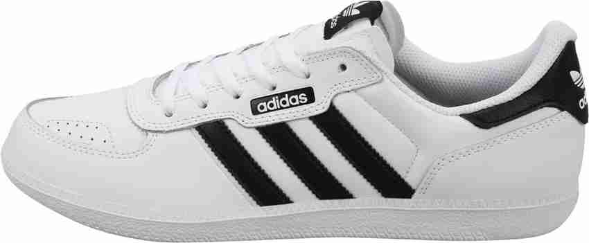 Adidas men's leonero skate store shoes