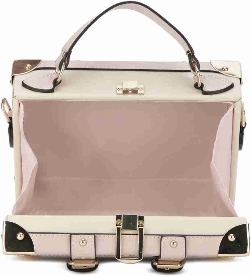 Trunk purse hotsell aldo