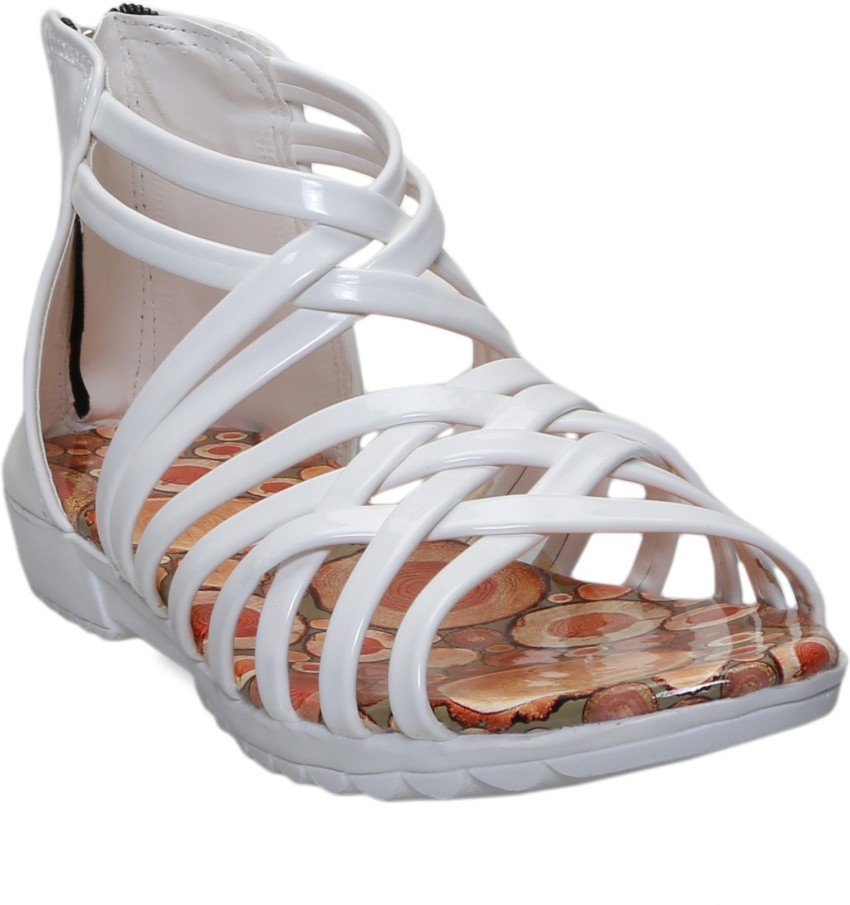 Gladiator clearance sandals flipkart