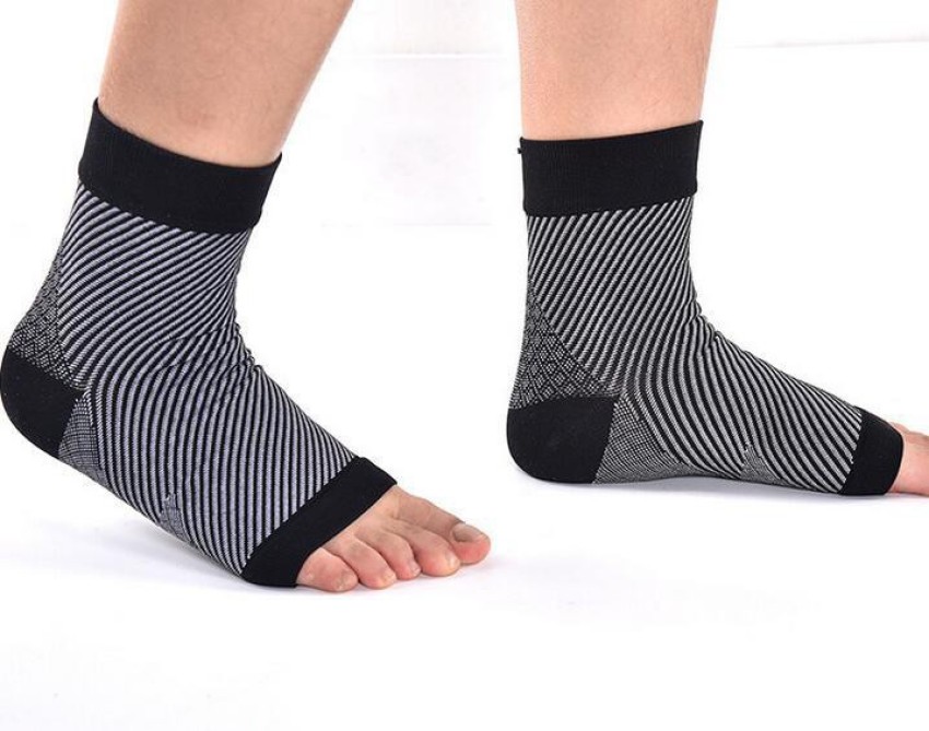 Lumino Cielo All-Day Compression Socks for Plantar Fasciitis Pain Relief -  Sleeve Style Ankle Support