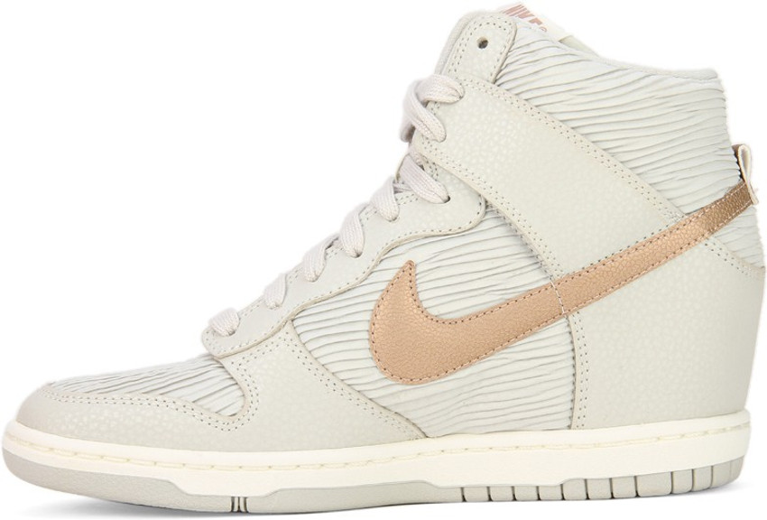 White dunk clearance sky hi