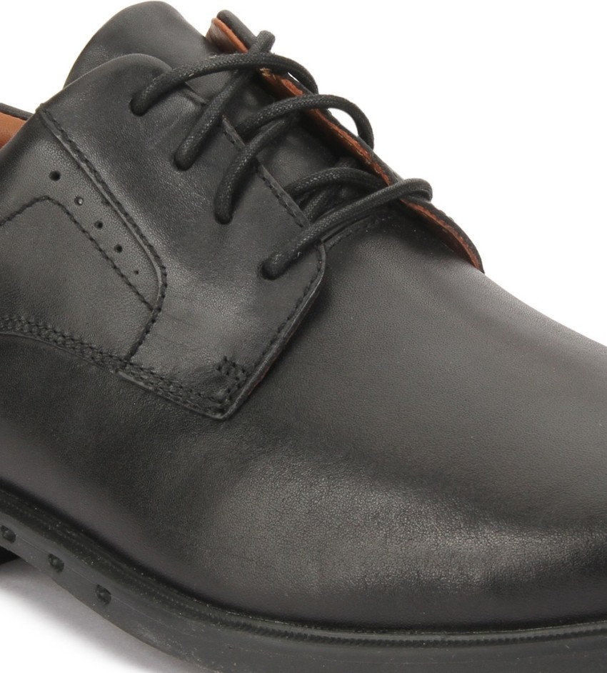 Clarks unbizley clearance plain