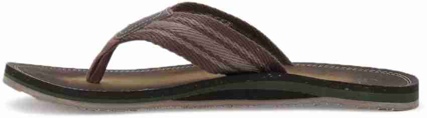 Mens clarks cheap flip flops