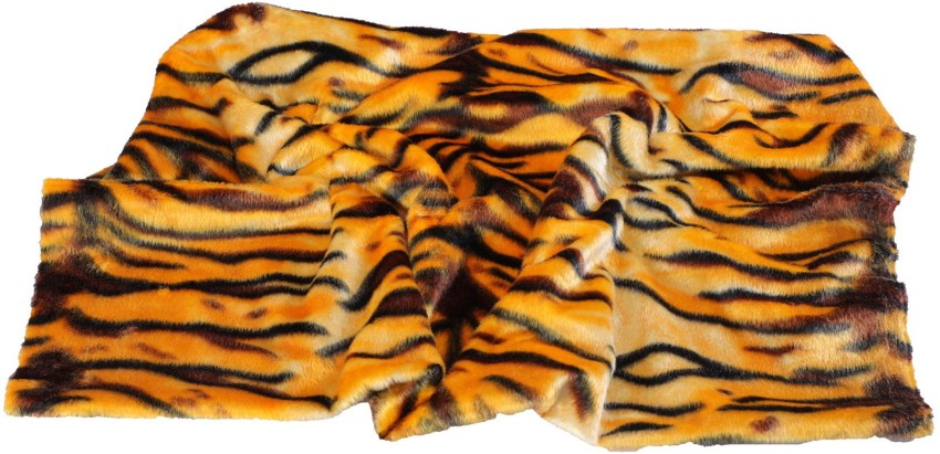 https://rukminim2.flixcart.com/image/850/1000/j3hm5jk0-1/art-craft-kit/j/p/2/felt-cloth-fleece-fabric-tiger-print-size-32-36-used-in-dresses-original-imaeuk6yfajxydnj.jpeg?q=90&crop=false