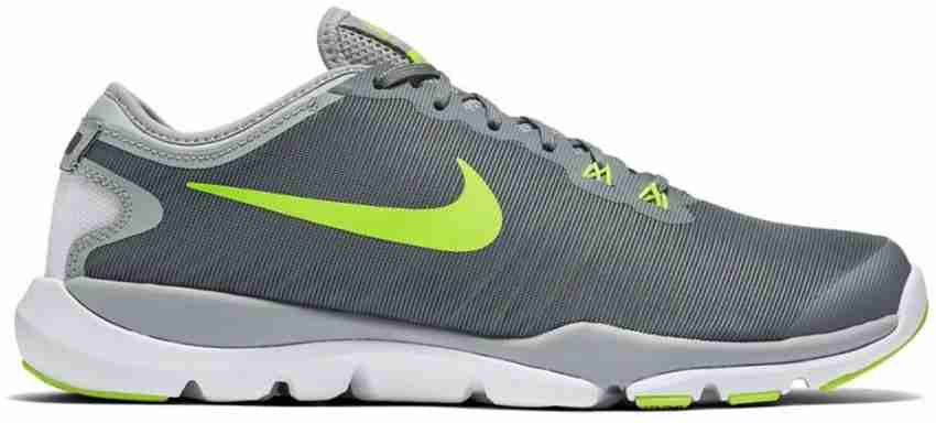 Nike women's flex supreme best sale tr 4 cross trainer